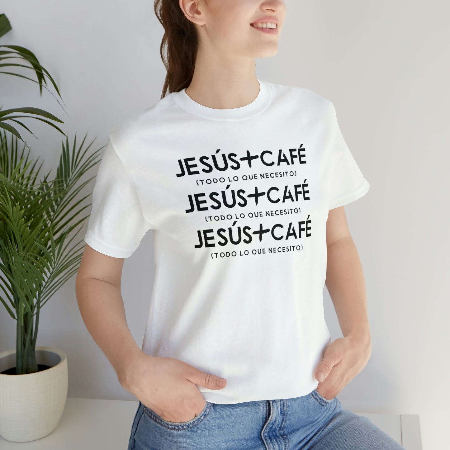 Jesus + Cafe es todo lo que necesito Tee