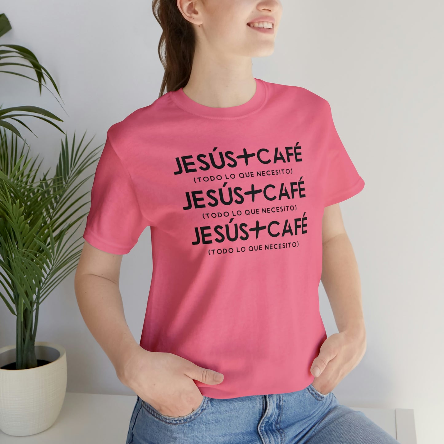 Jesus + Cafe es todo lo que necesito Tee