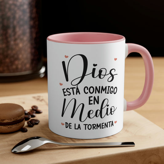 Dios esta conmigo Coffee Mug